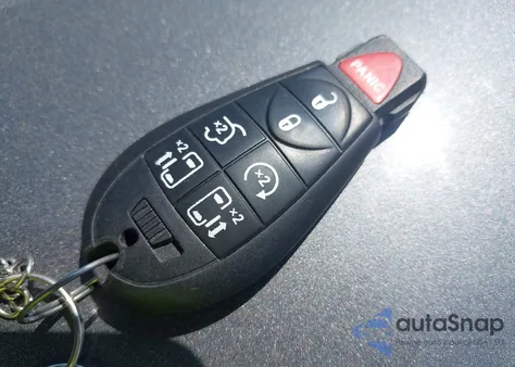 2012 Chrysler Town & Country Touring z USA, uszkodzony, nr VIN 2C4RC1BG1CR289656